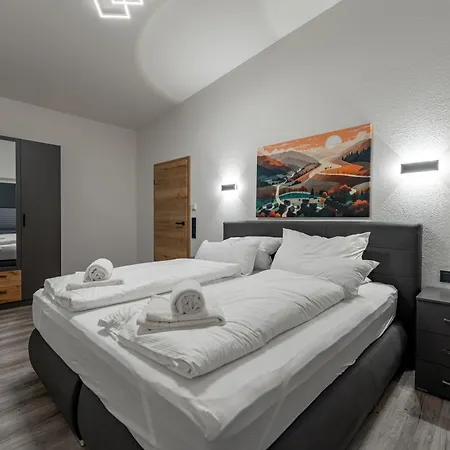 #7 Jsliving Deluxe - Penthouse Mit Dachterrasse Und Panoramablick Kochinsel Badewanne Highspeedwlan Apartamento *
