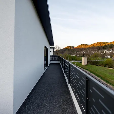 #7 Jsliving Deluxe - Penthouse Mit Dachterrasse Und Panoramablick Kochinsel Badewanne Highspeedwlan Apartamento *