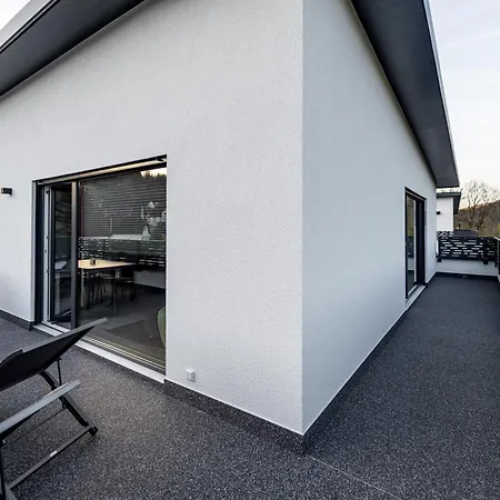 Apartamento #7 Jsliving Deluxe - Penthouse Mit Dachterrasse Und Panoramablick Kochinsel Badewanne Highspeedwlan Horb am Neckar